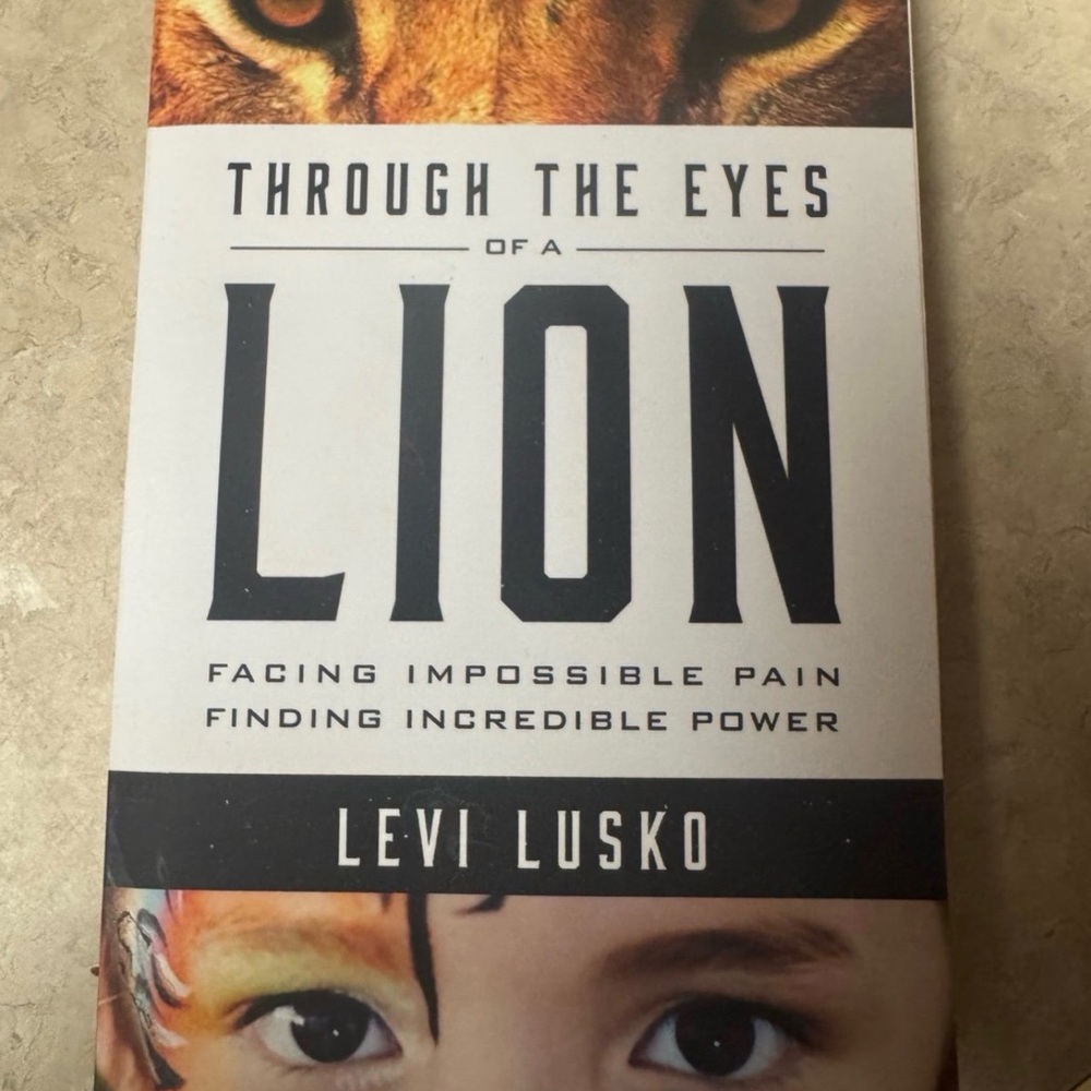 Through the Eyes of a Lion by Levi Lusko - White & Black Cover